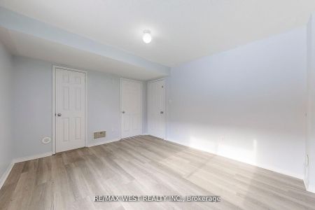 For Lease - 35 Bell Estate Road, Toronto, Ontario - Photo 4