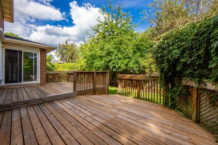 For Lease - 1020 Roxborough Drive, Oakville, Ontario - Photo 5