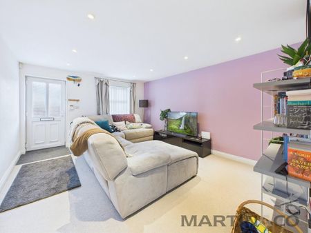 3 bedroom end of terrace house to rent - Photo 2