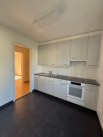Helle 4-Zimmer-Wohnung mit Balkon in Pratteln - Photo 5