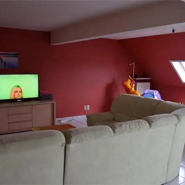 Instapklaar dakappartement met terras en autostandplaats in Ardooie - Photo 1