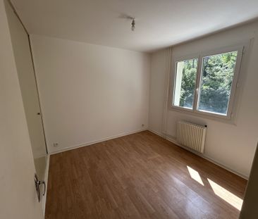 Location Appartement 2 pièces 43m² LE CREUSOT 71200 - Photo 1