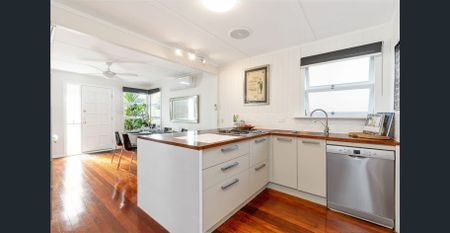 Entire House - terrific location - Photo 3