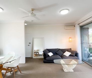 Furnished Two Bedroom Apartment - Photo 3