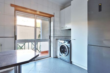 Apartamento T3 em Lisboa - Photo 2