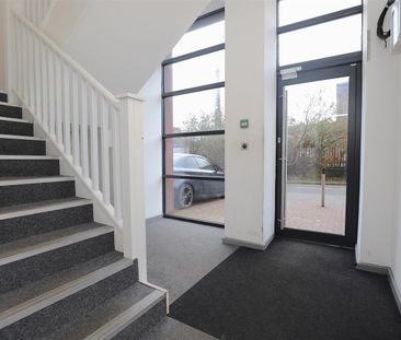 Toto House, Bolton - Photo 3