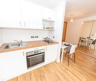 1 bedroom property to rent - Photo 2