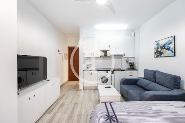 Estudio de alquiler en Carrer de Joan Gamper, Barri de les Corts - Photo 1