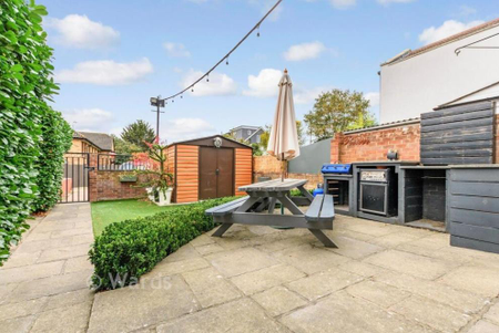 2 bedroom maisonette to rent - Photo 2