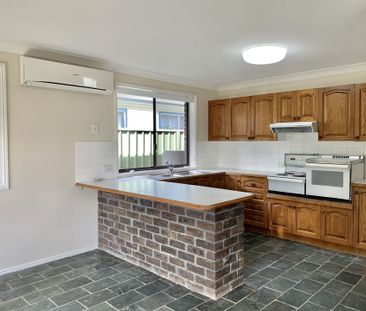 Spacious Villa with Fenced Courtyard - Photo 3