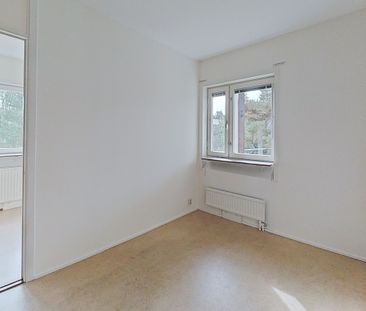 Skrinnarvägen, Eskilstuna - Photo 5