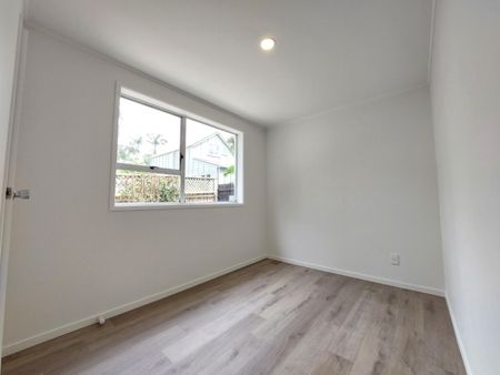 Just renovated unit in good location - Photo 5