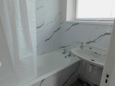 Worsham Cottages, Bexhill On Sea, East Sussex - £1,100pcm - Photo 5