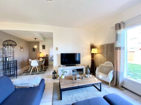 Location Maison 5 pièces 120m² BRIGNAIS 69530 - Photo 2