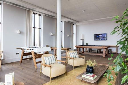 Studio to rent - Photo 2