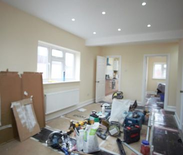 3 bedroom semi-detached house to rent - Photo 1