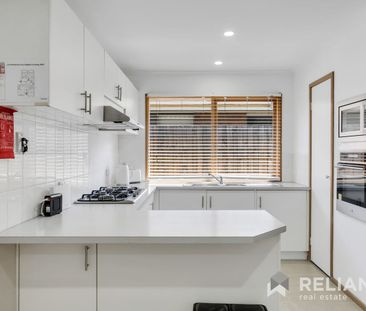 1/61 McMurray Crescent, Hoppers Crossing, Vic 3029 - Photo 2
