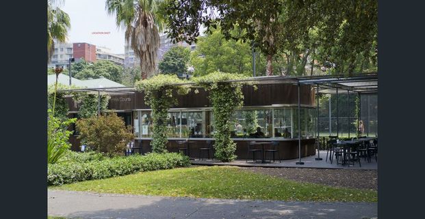 Superbly Presented Two Bedroom Apartment! - Photo 1