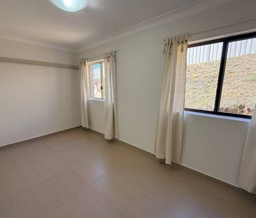 17/237 Sharp Street, Cooma - Photo 3