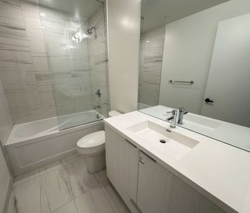 For Lease - 8 Interchange Way Unit# 2111, Vaughan, Ontario - Photo 4