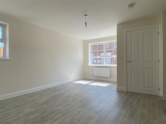 Nutmeg Close, Broughton, AYLESBURY - Photo 1