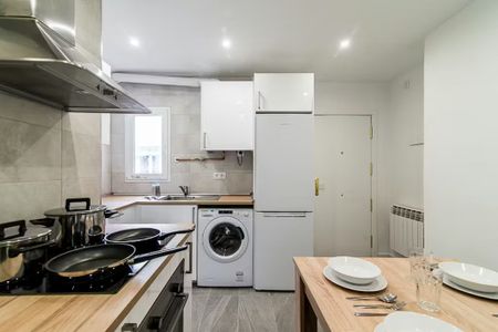 Calle de Dolores, Madrid, Community of Madrid 28039 - Foto 5