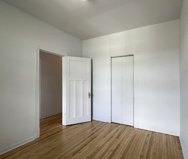 Verdun - Logement de 2 chambres complètement rénové, offert en loca... - Photo 4