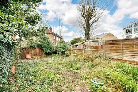 Myddelton Avenue, Enfield, EN1 - Photo 4