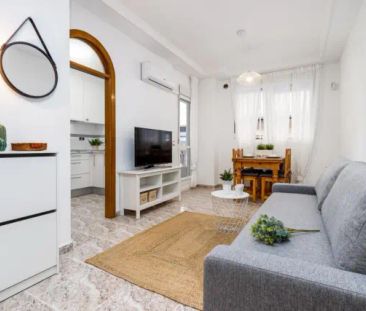 Apartamento en alquiler en Calle de la Loma, cerca de Calle San Pas... - Photo 3