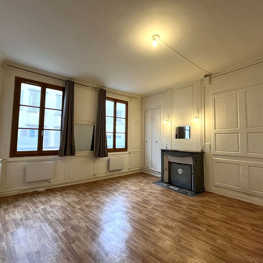 RUE HAUTE-VIENNE, T1 de 32m² avec cuisine équipée ! - Photo 1