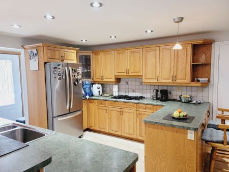 For Lease - 1127 Bleiler Street, Cambridge, Ontario - Photo 3