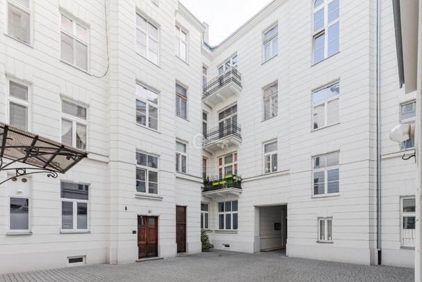 Stylowe | Kamienica na Smolnej - Zdjęcie 1