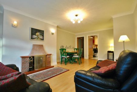 Apartment to rent in Dublin, Clontarf, Clontarf East - Photo 2