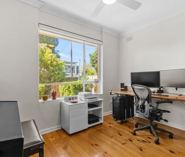 Fully Renovated, Private Unit For Garden Enthusiasts! - Photo 5