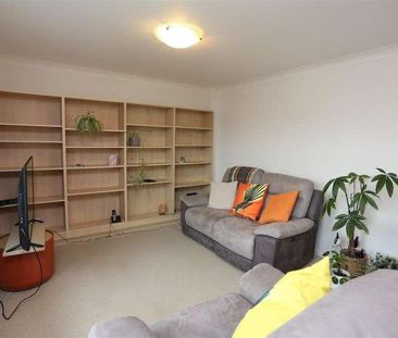 Victoria Road, Shoreham-by-sea, BN43 - Photo 2