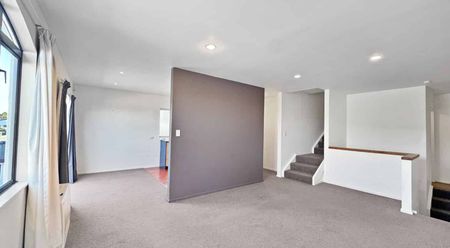 57A Sheridan Terrace, Johnsonville - Photo 2