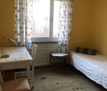 Kvarnhagsgatan, Hässelby - Photo 5