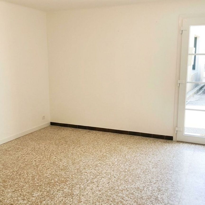 Maison à louer 2 pièces • 64,08 m 2 Saint-Gervasy - Photo 1