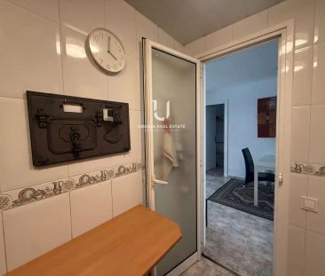 L'Hospitalet De Llobregat - Photo 4