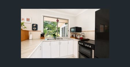 Room to Relax with a Peaceful Bushland Backdrop - Photo 5