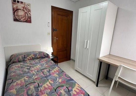 Calle Fray Melchor Cano, Leganés, Community of Madrid 28912