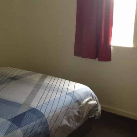 Easy Living In Town - Photo 1