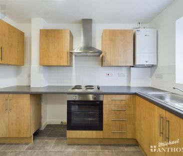 2 bedroom end of terrace house to rent - Photo 2