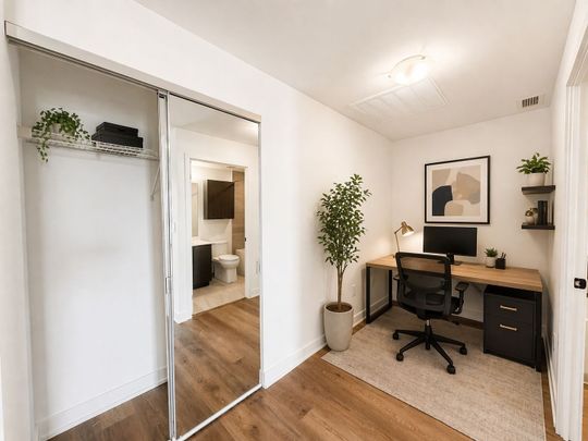 For Lease - 2075 Lakeshore Road Unit# 1107, Burlington, Ontario - Photo 1
