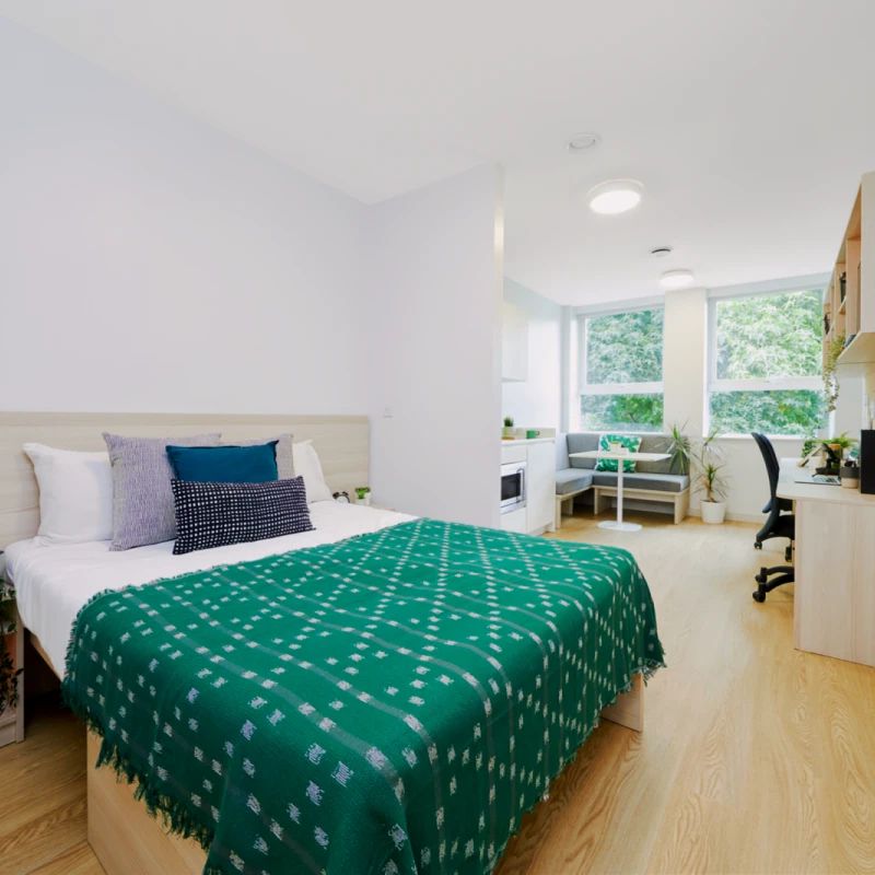 Platinum Studio – Park View - Photo 1