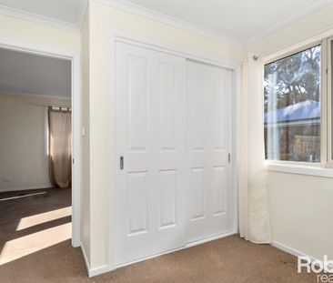 Low maintenance home - Photo 4