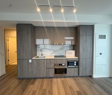 For Lease - 8 Interchange Way Unit# 4002, Vaughan, Ontario - Photo 3