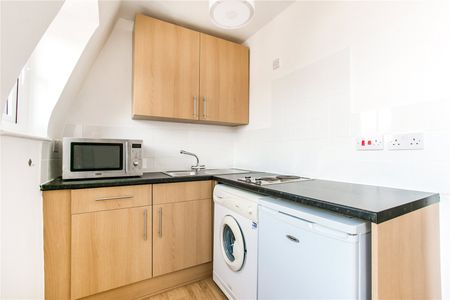 Comeragh Road, Brook Green, W14, London - Photo 3