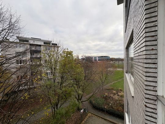 Appartement met 2 slaapkamers, terras en garagebox te huur! - Foto 1