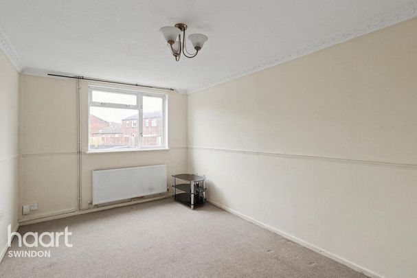 3 bedroom end of terrace house to rent - Photo 1